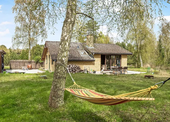 Lovely Summer In Natural Surroundings 度假居 Rødby